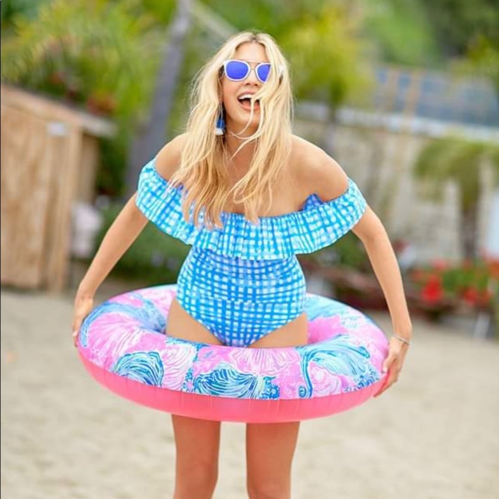 BNWT Lilly Pulitzer Pool Tube - Beach Please